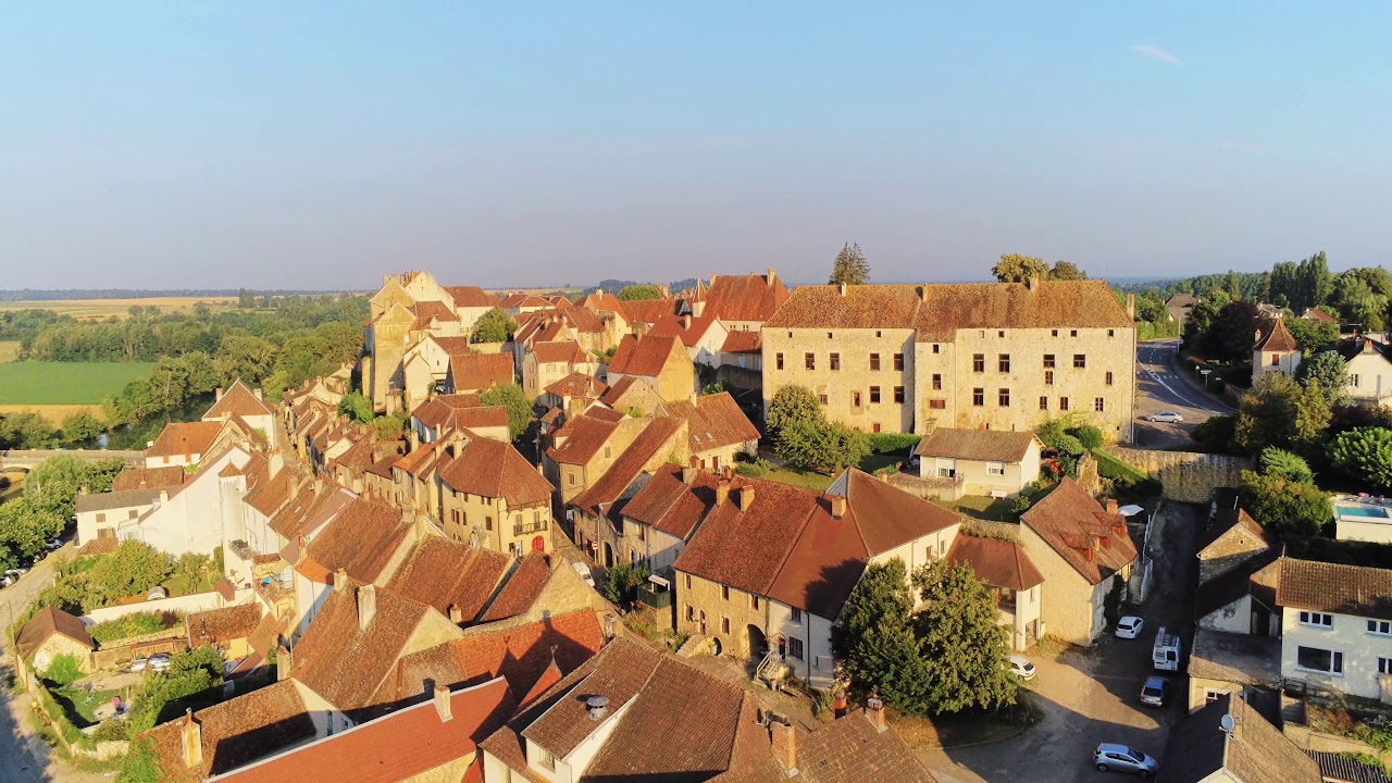Pesmes, village comtois de caract&egrave;re (70)