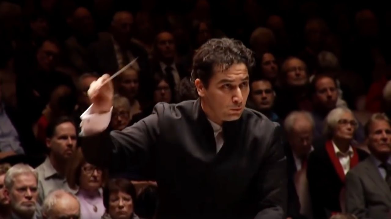 Zemlinsky: Sinfonietta ∙ hr-Sinfonieorchester ∙ Andrés Orozco-Estrada