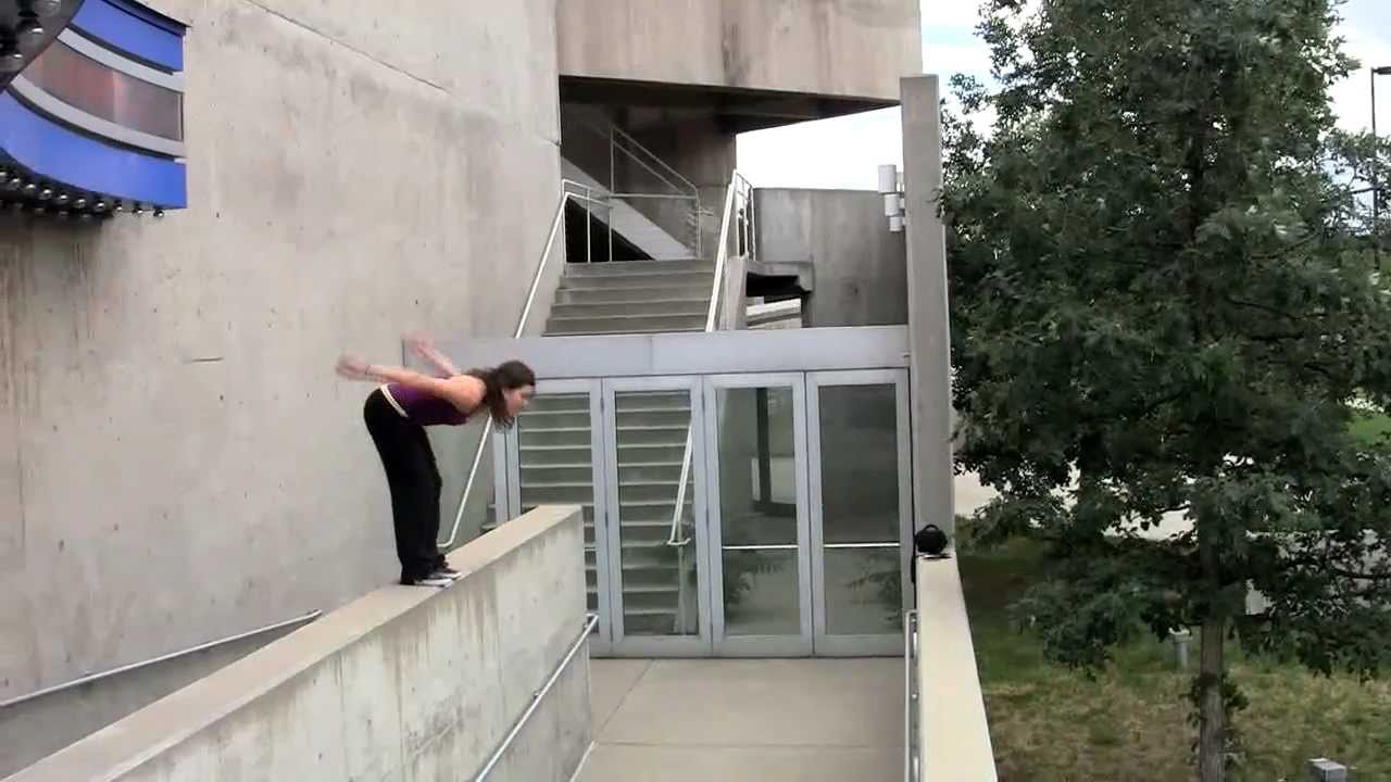 Girl Parkour - Erica Nicole Madrid (APEX Movement Pro Team) - 2010 Sampler