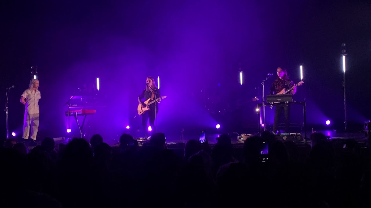 Julien Baker w/ Phoebe Bridgers 