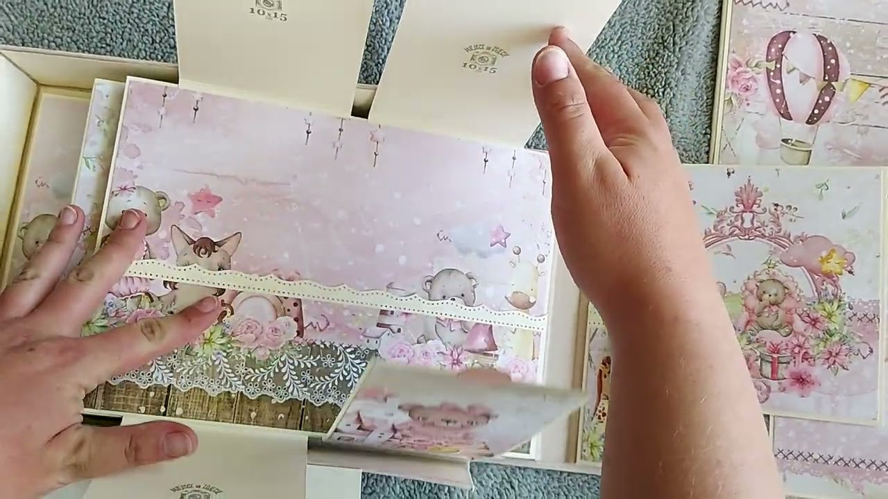 Duży pudełkowy album z kolekcji Hello Little Girl Craft o'clock