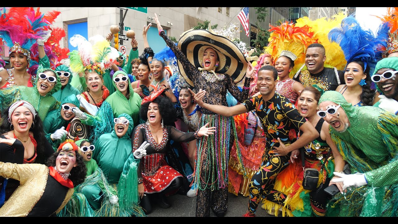 NYC IRL HISPANIC DAY PARADE QUE VIVA LOS HISPANOS!!!
