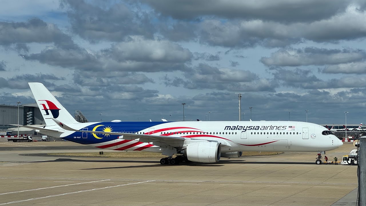 Malaysia Airlines A350 Business Class - Better Than I Expected | London Heathrow - Kuala Lumpur
