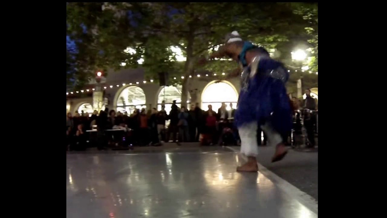 Afro Brazilian Dance to Drums