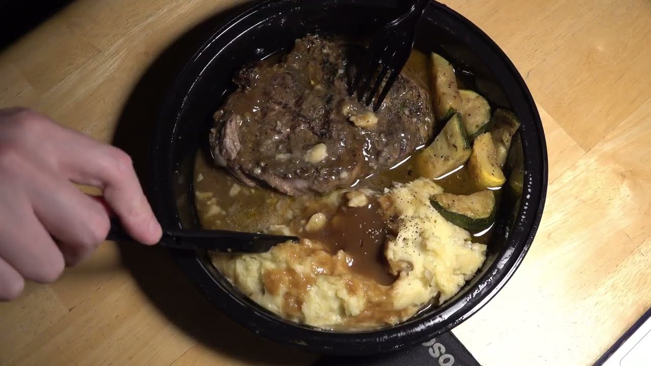 ASMR - JUICY STEAK AND MASHED POTATOES EATING SOUNDS