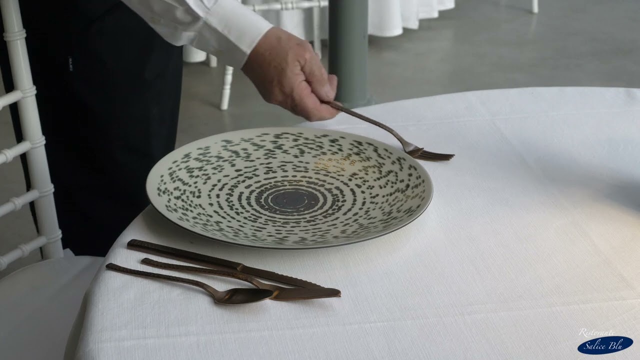 Salice Blu Bellagio Lake Como mise en place  2