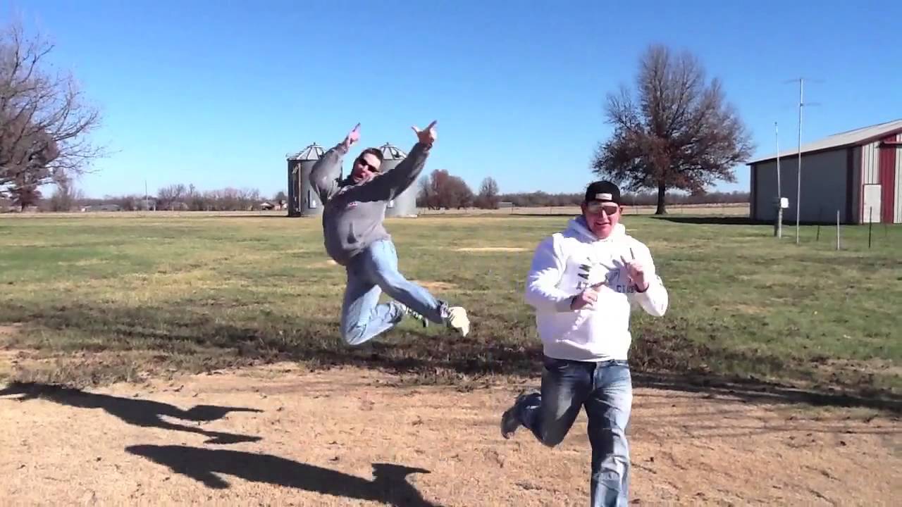 Elliott ThanksKilling 2012 HD