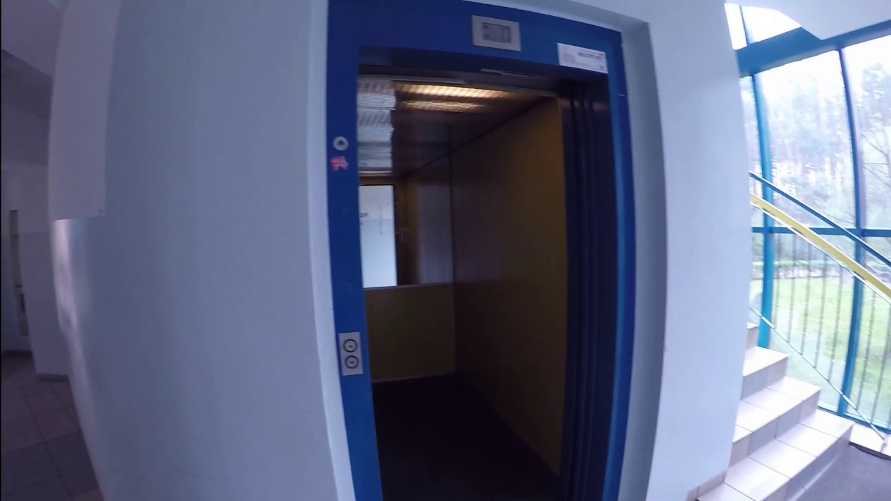Lift Schindler D-Series @ Os. Batorego 57F, Poznań, Poland