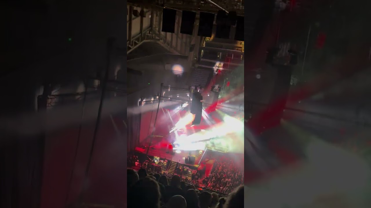 Three Day Grace #alienation Tour Fort Wayne War Memorial Coliseum 