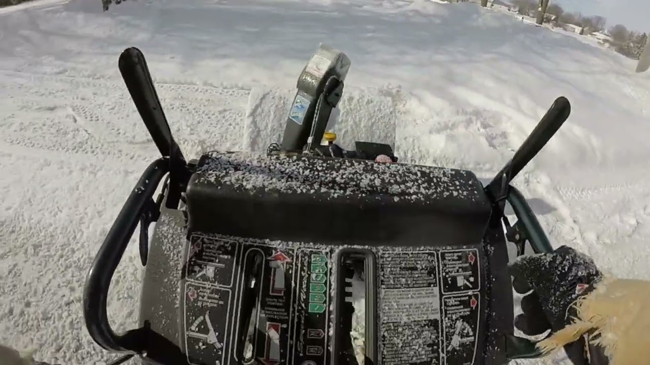 Snow Blowing a Large Canadian Driveway ❄️ | Satisfying Snow Removal