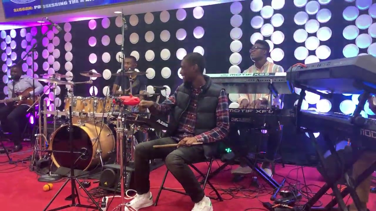 Reggae Medley ft Francis Asumadu