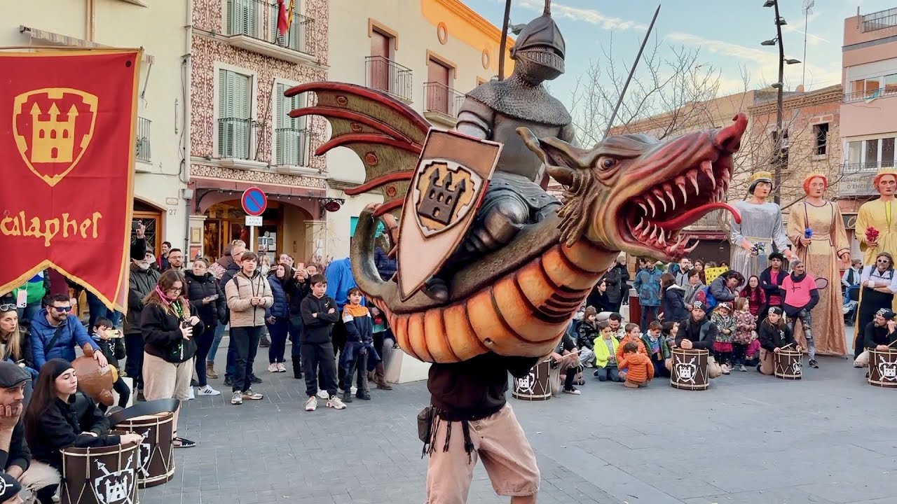 El Drac ESPURNA de Calafell (Trobada Gegantera a Calafell)