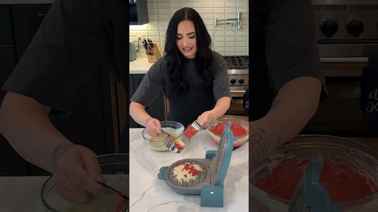 Coocking with Demi : I’m making waffles! ❤ | @Demilovatoupdates1