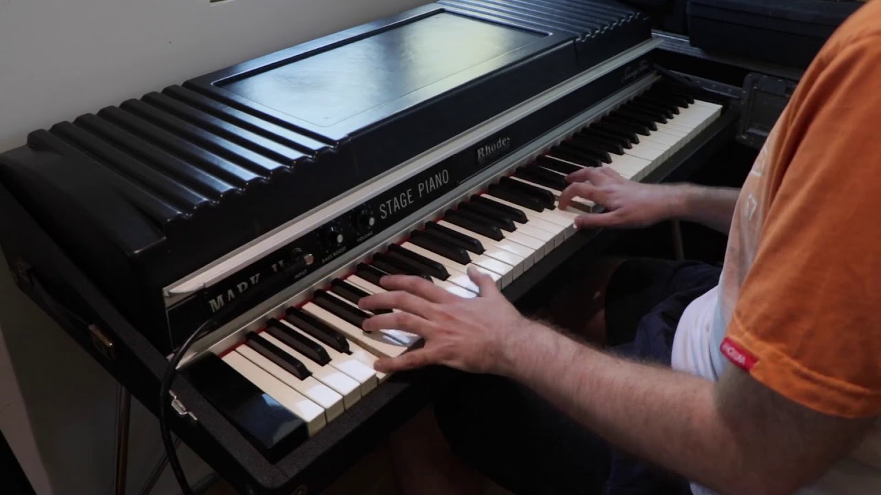 Fender Rhodes MkII Electric Piano Demo
