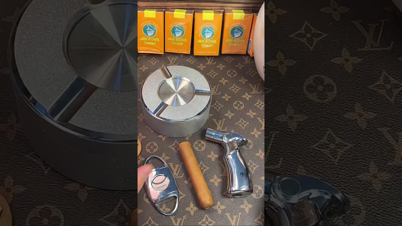 Rotating alloy ashtray | stainless steel cutter | stainless steel lighter #lighter #shorts