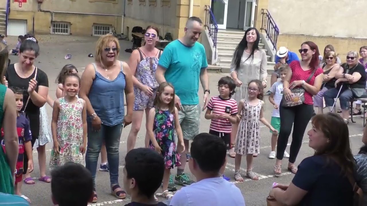 Spectacle de l'élémentaire de la Ville Basse - 2 juillet 2018