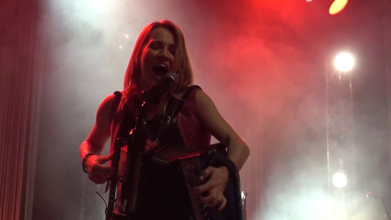 Melissa Naschenweng - Im Örgelihuus