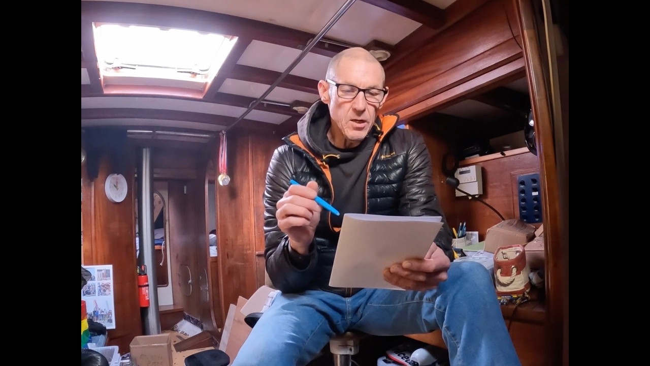 We bring our boat to its new home. Episode 2