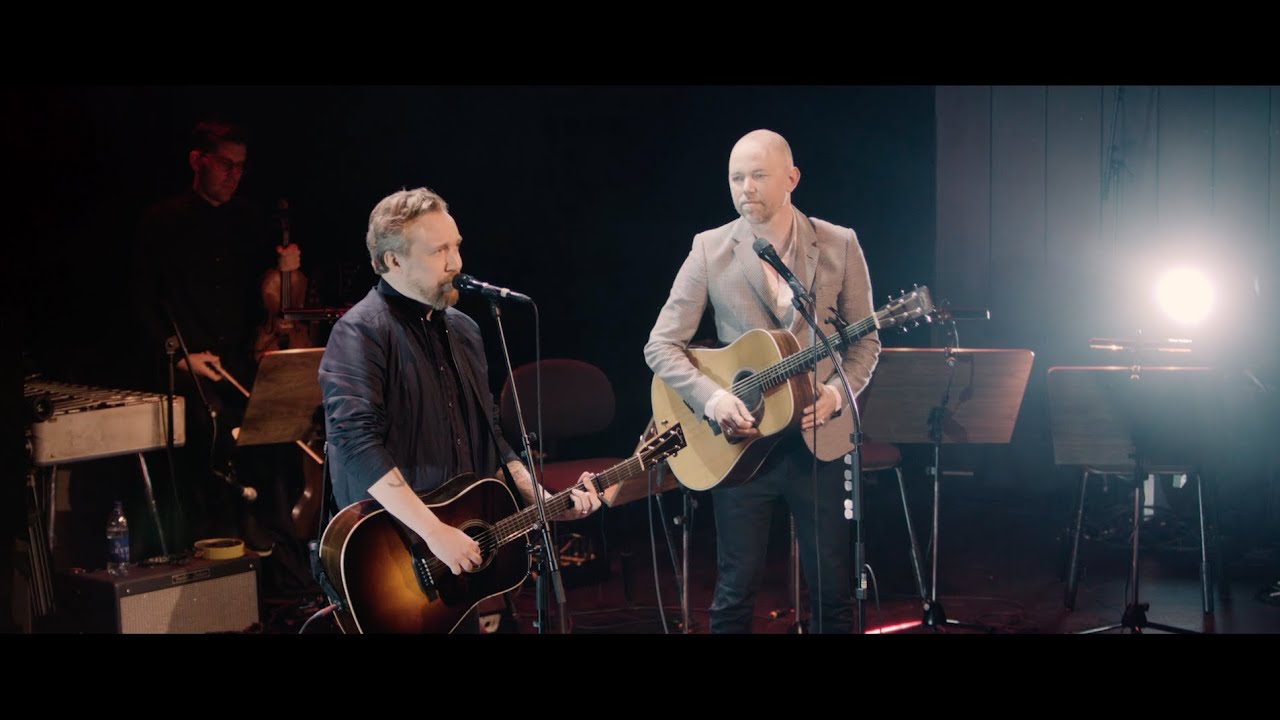 Tomas Andersson Wij & Lars Winnerbäck - Nu dör en sjöman - Live