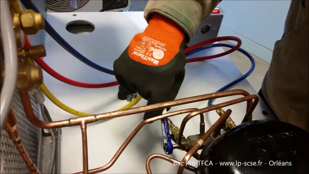 Comment déposer un manifold sur une installation frigorifique