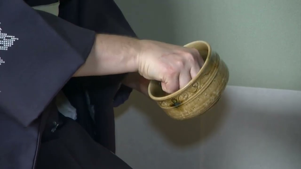 Chanoyu La práctica del matcha dentro del camino del té también se conoce como 🌿 Chado