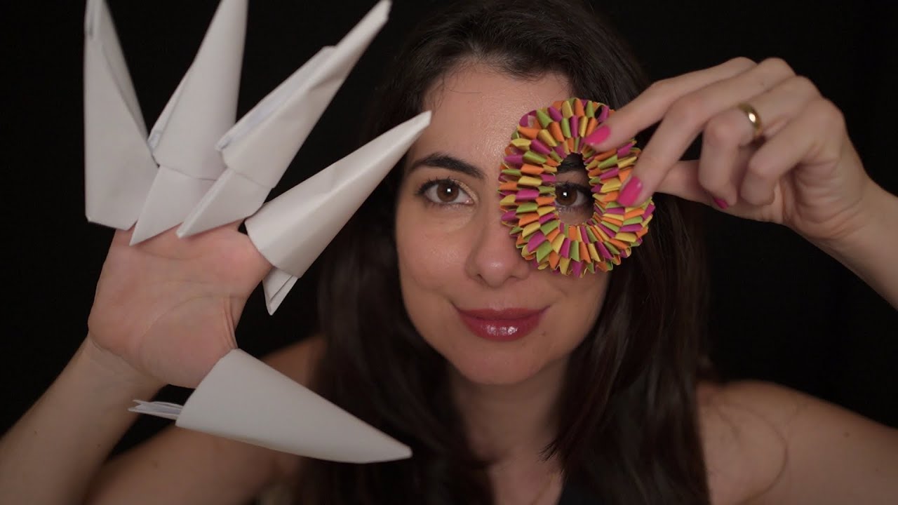 ASMR Ativa&ccedil;&atilde;o dos gatilhos arrepiantes com pap&eacute;is 