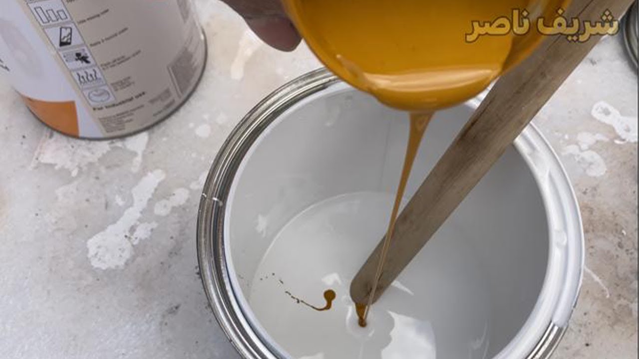 كيف اعيد طلاء الخشب ؟ اعادة دهان طاولة خشب قديمة من بنى الى ابيض دوكو
