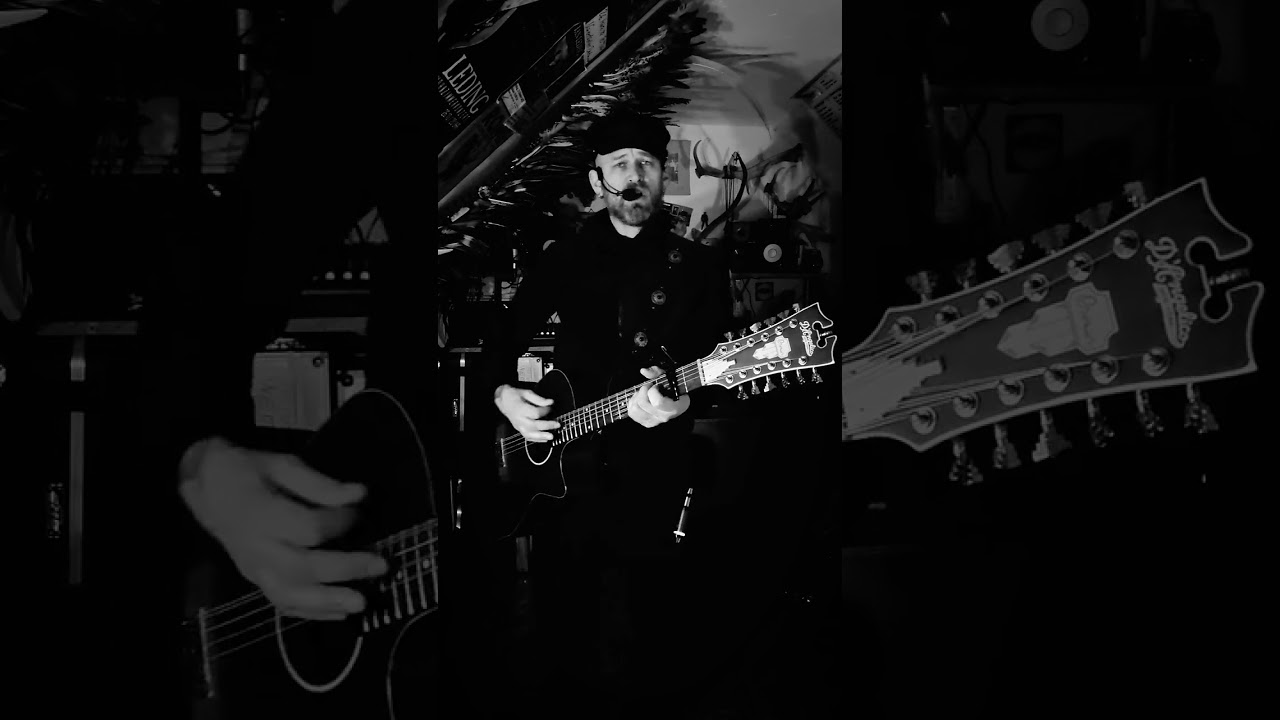 @ianleding: Das Wrack (solo acoustic) 
