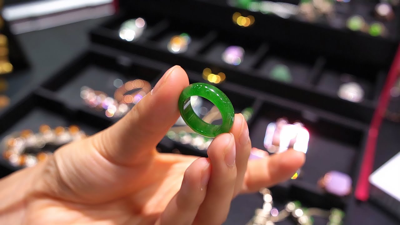 君宝真是冰冰姐的头号粉丝！不仅被面膜中草，还被她的指环种草！