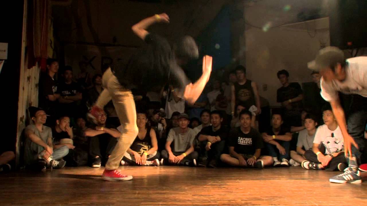涼宮あつき(WASEDABREAKERS) vs 創(KLAXONZ) DANCE@LIVE 2014 BREAK kanto vo.1【QUARTERFINAL】