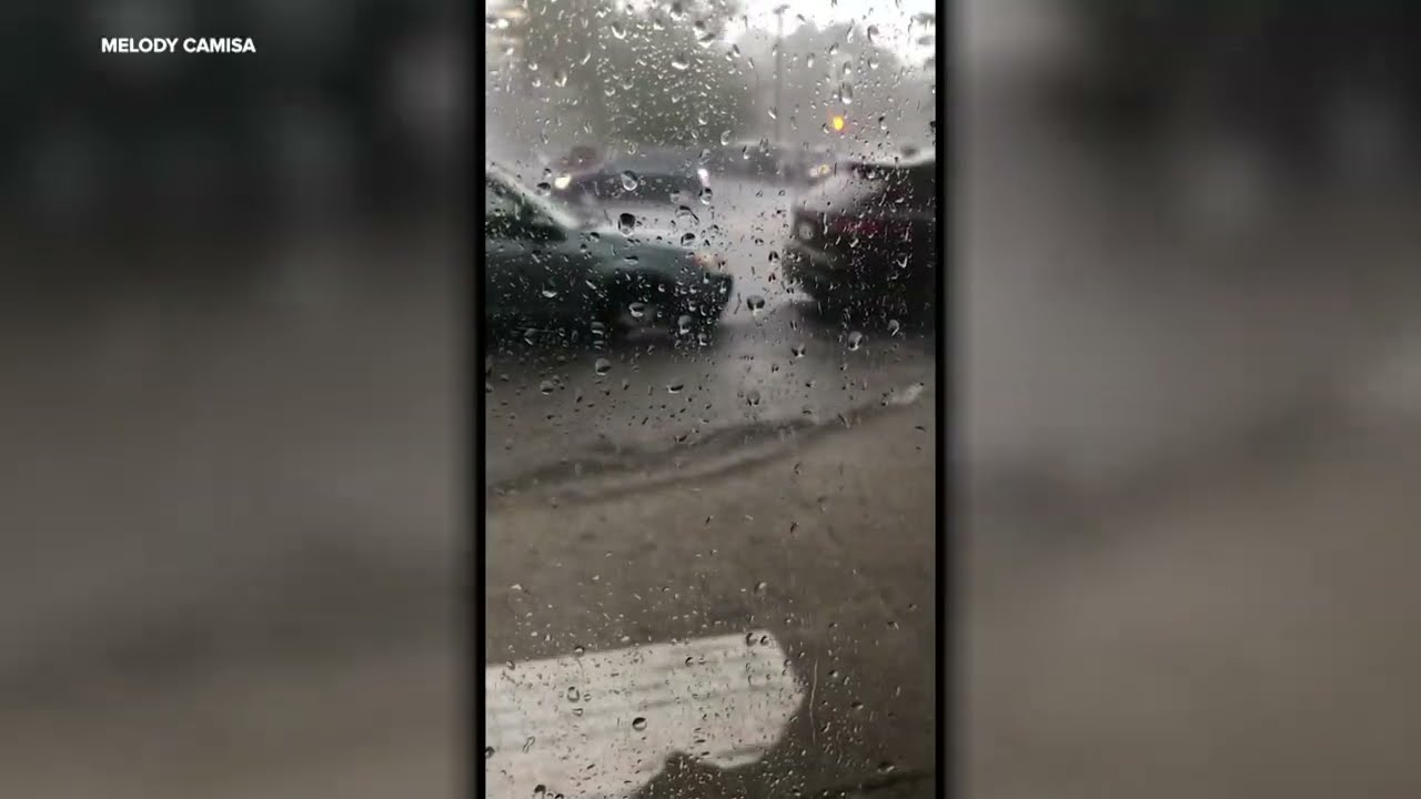 Flash flooding strands drivers in Queens