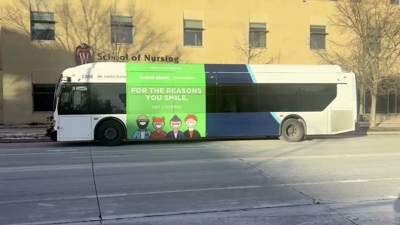 UW Lot204 Shuttle. Madison Metro 2022 Xd40 2206, 2017 Gillig LF 144, on route 80 #madisonwi #transit