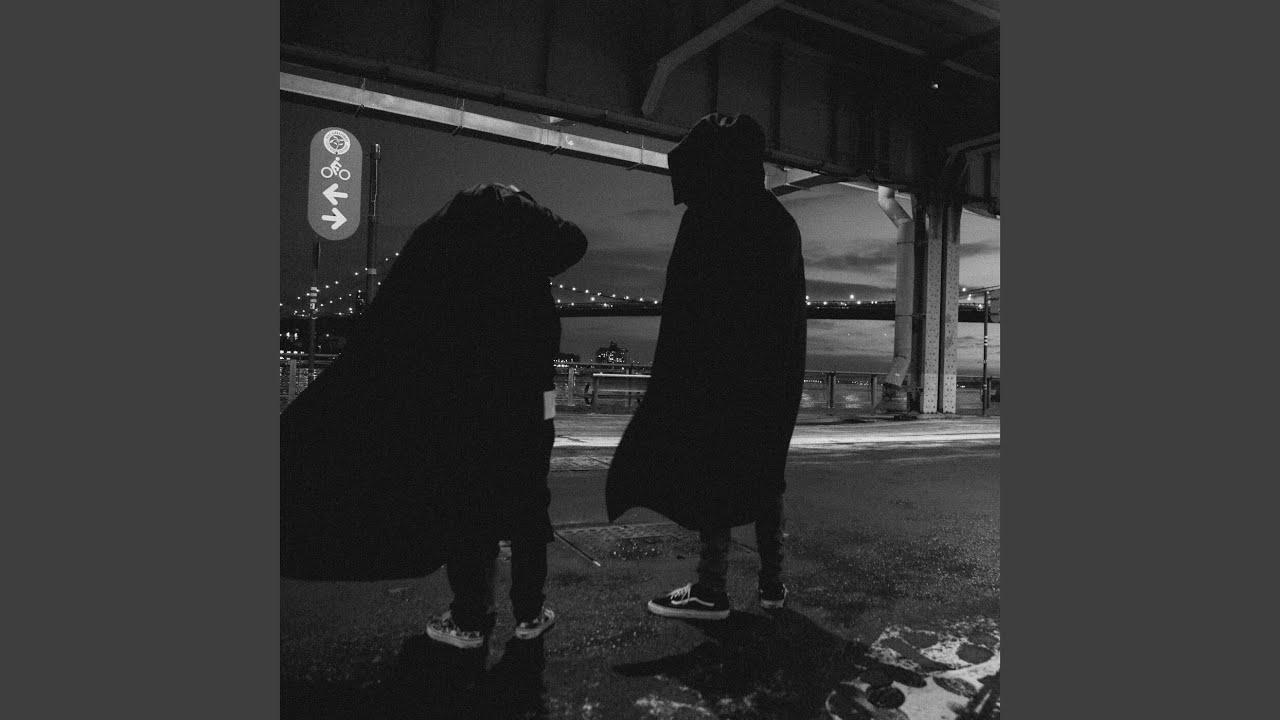 Black Cloaks