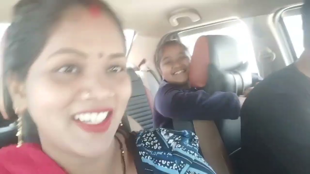 aaj gaye hum dwayi lyene wur khayi kchodi bhi 