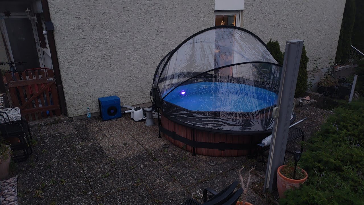 Pool mit Kuppel, Wärmepumpe und Salzwasseranlage