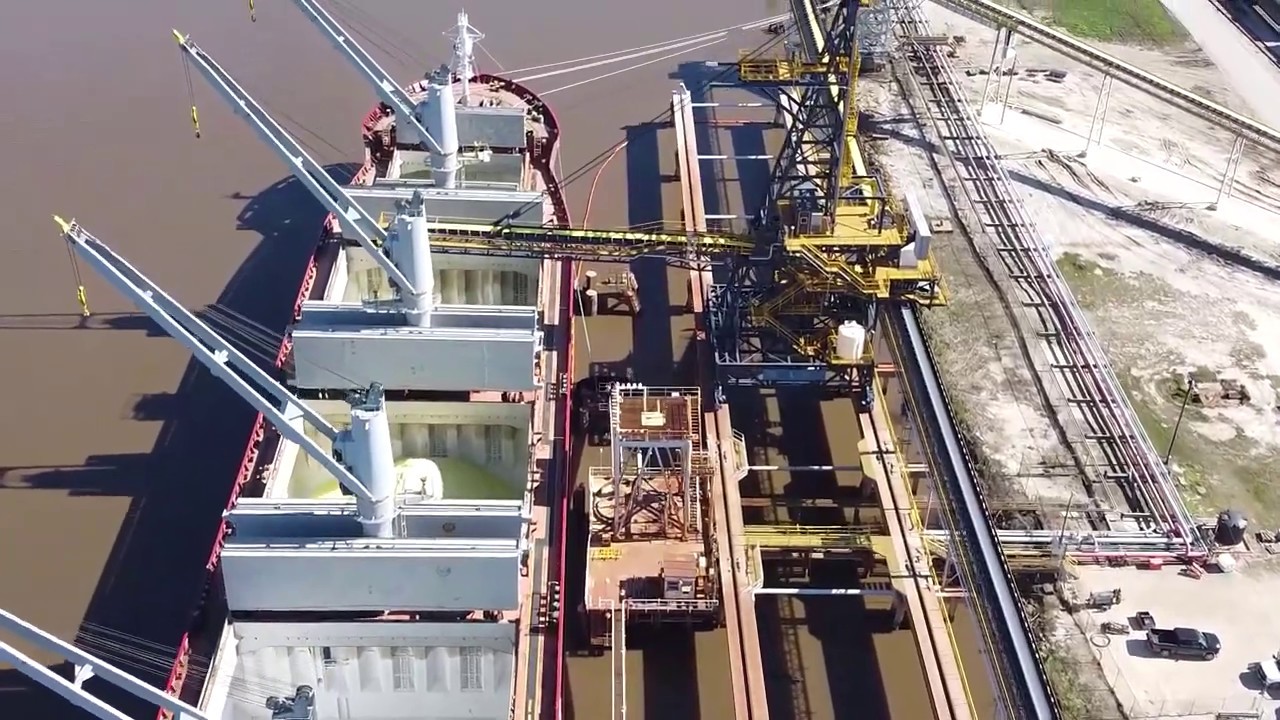 Bruks Siwertell Ship loader in Beaumont