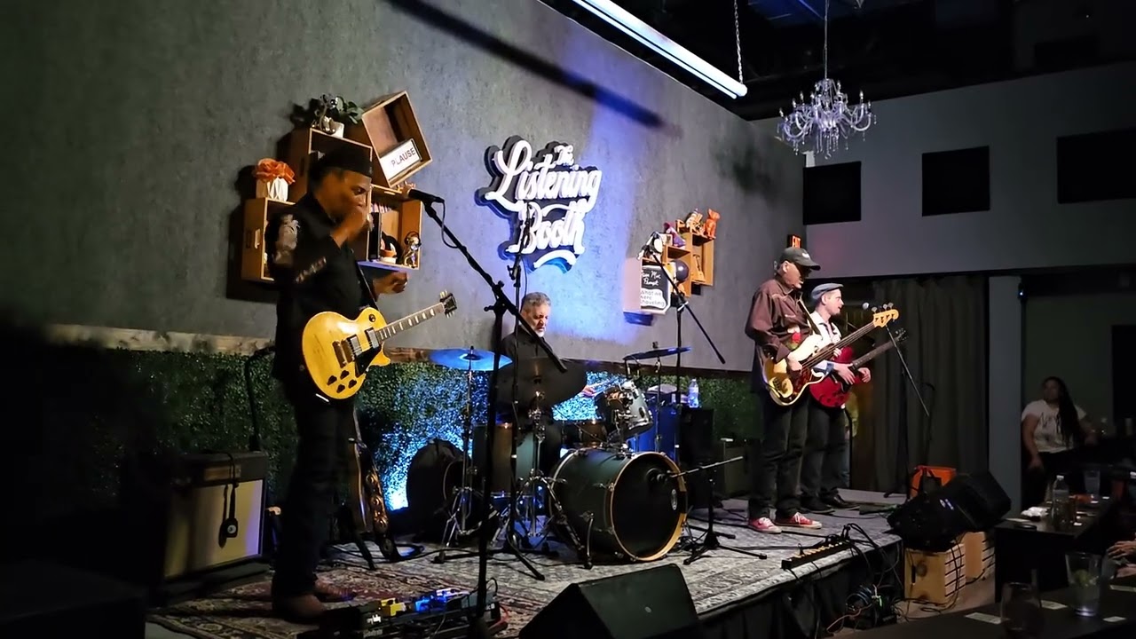 Walking Blues - Linwood Taylor Band with Sol Roots