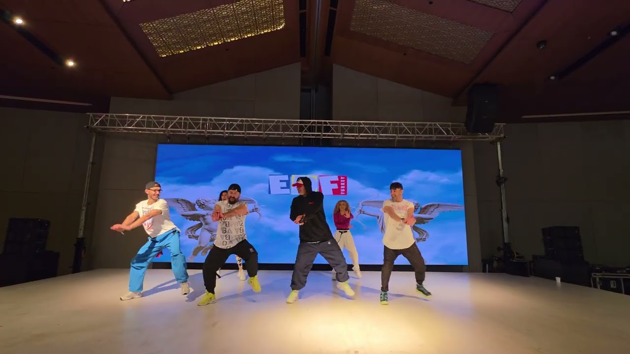 Zumba WARMUP 2026