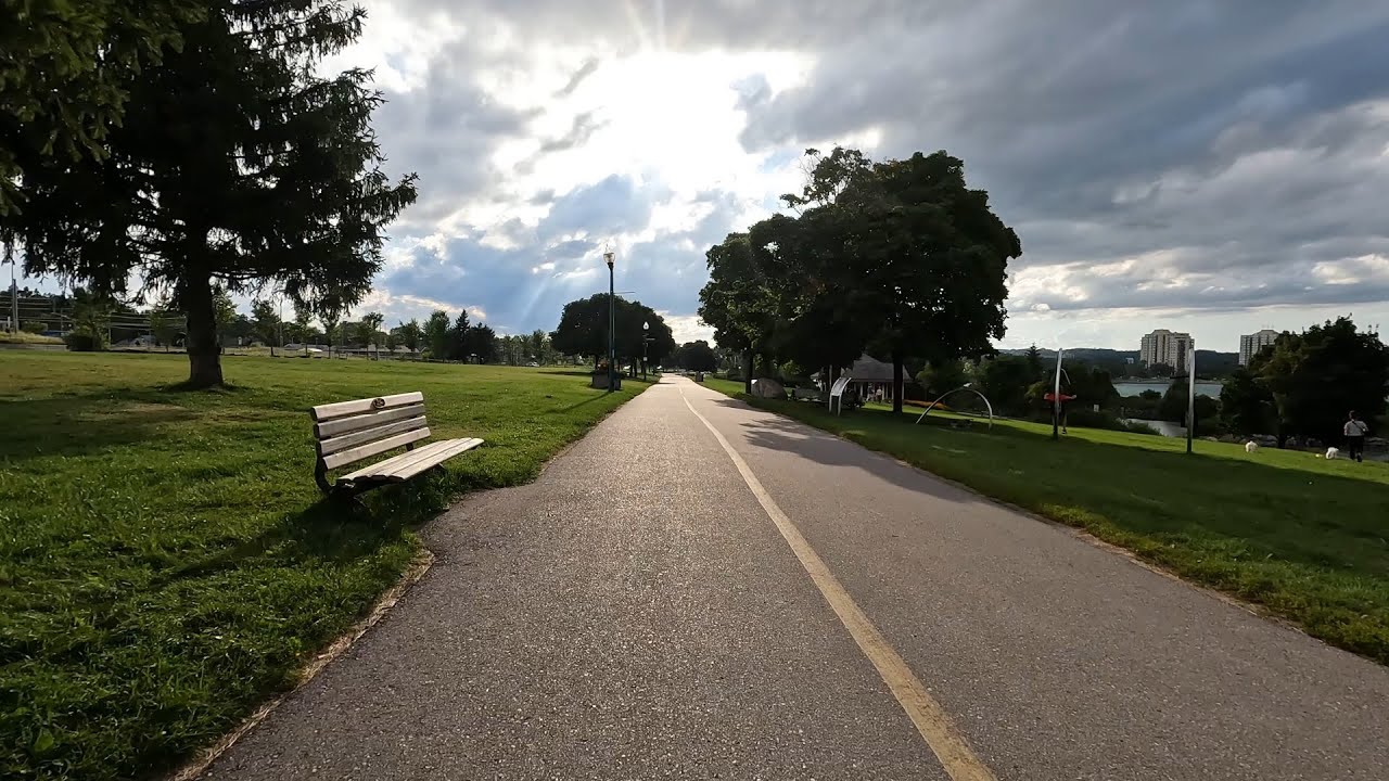 Canadian Trails: Barrie Ontario Waterfront Cycle Path - South to North