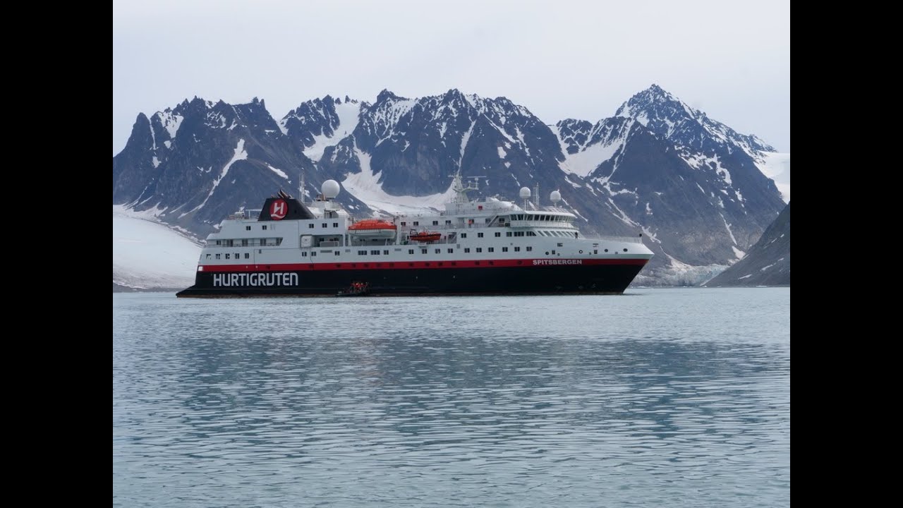 Whole Hurtigruten MS Spitsbergen cruise review: The Ultimate Svalbard Expedition (HD) - Polar Bears!