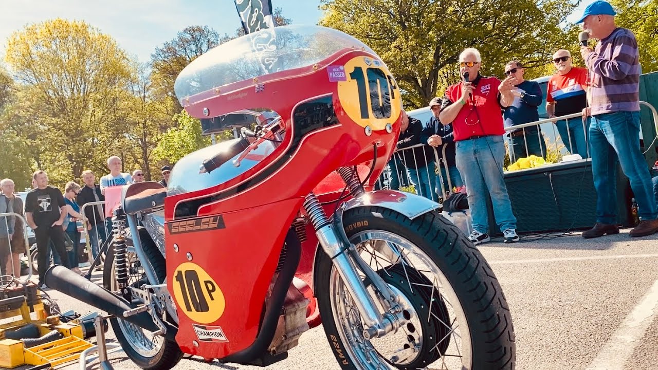 MANX NORTON & SEELEY G50 MkIII + YAMAHA 650 Start-Up LOUD Sounds at STAFFORD CLASSIC MOTORCYCLE SHOW
