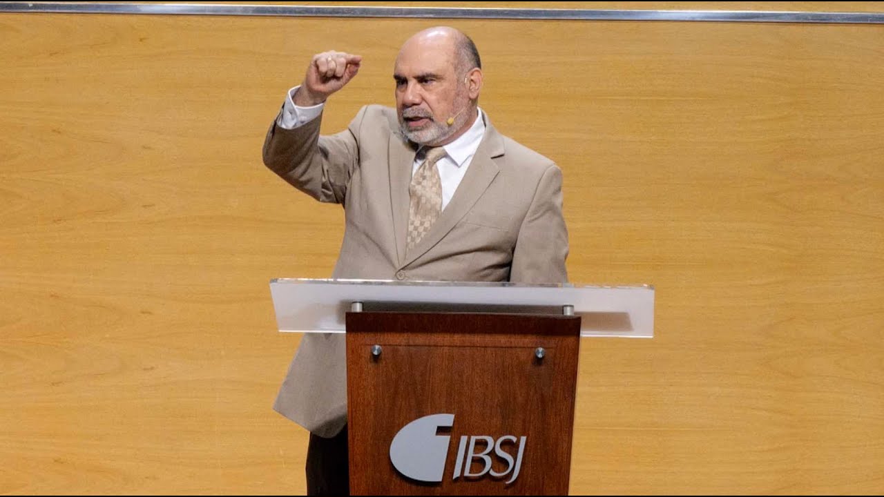 Lo que es normal para el mundo debe ser motivo de rechazo para nosotros | HIGHLIGHT