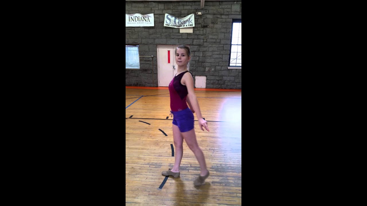 Baton twirling tutorial : Tour Jete