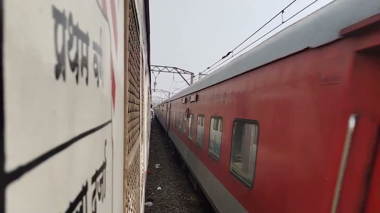 CR & WR  railfanning! Speedy crossing more..#railfanning #indianrailways #vandebharatexpress #india 