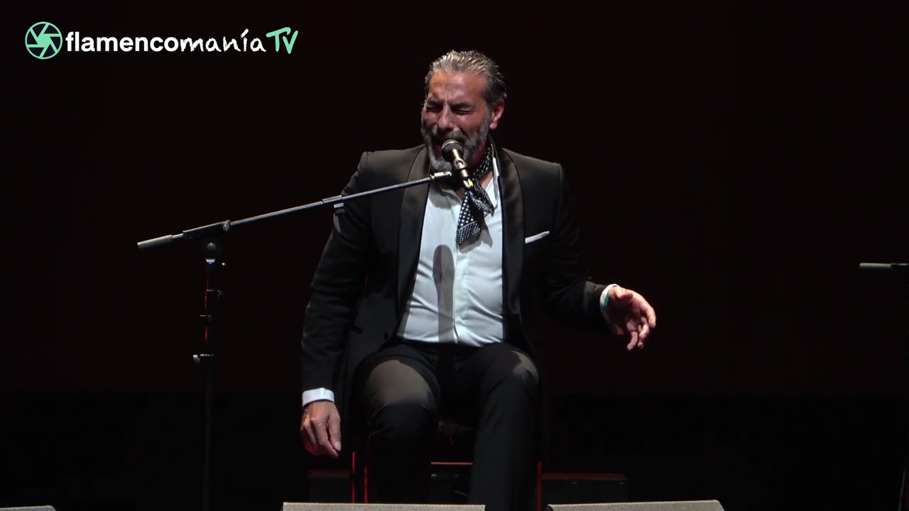 Pedro El Granaíno y Antonio de Patrocinio, por tangos, en el Teatro Soho de Málaga en febrero 2024