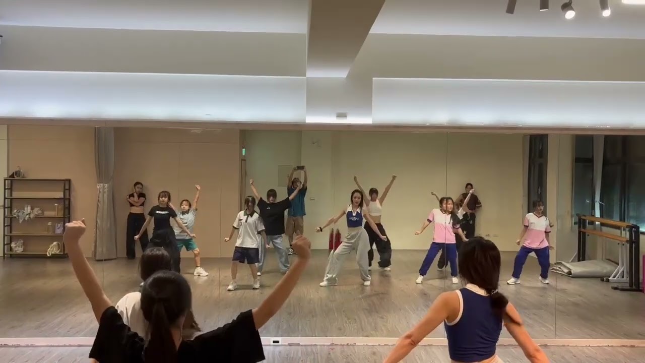 20250930 hip-pop Jazz公演班（終於排完了）