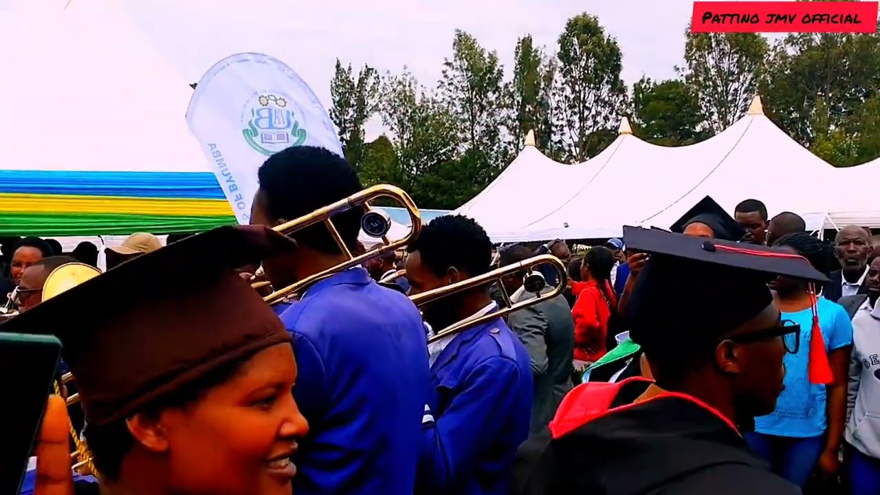 Bande music mubirori bya graduation muri UTAB Byumba ihere ijisho uko byari bimeze