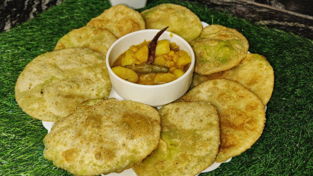 কড়াইশুঁটির কচুরি রেসিপি| Koraishutir Kochuri recipe| How to make Kochuri