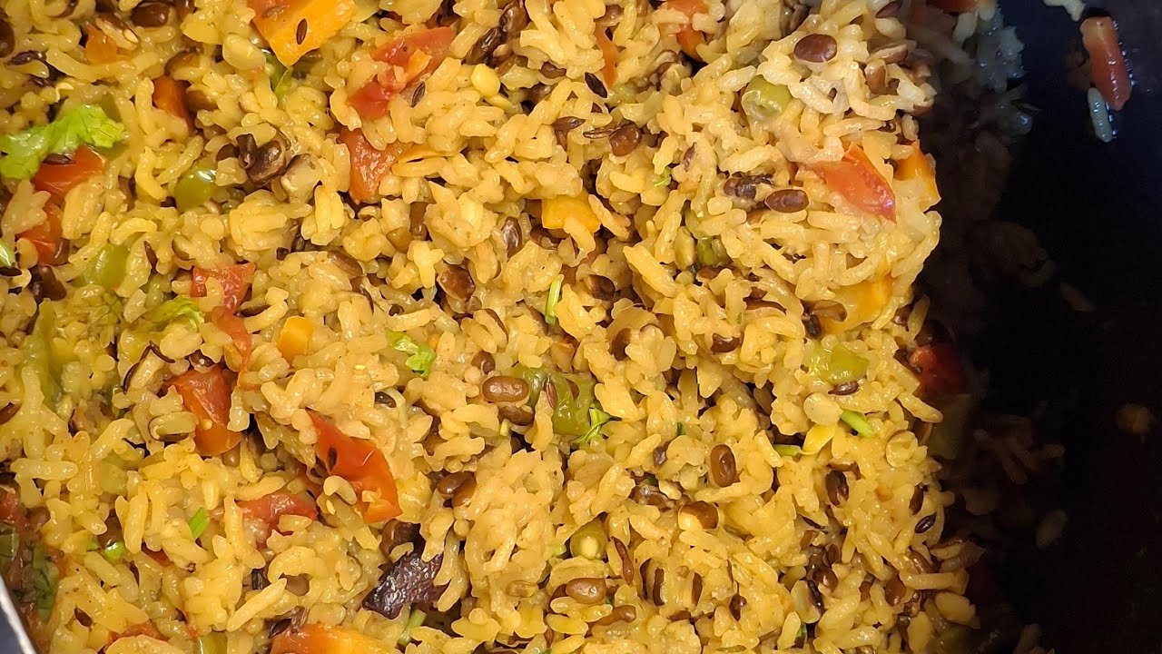 Makar Sankranti Special | Desi Style Khichdi Banai 😋