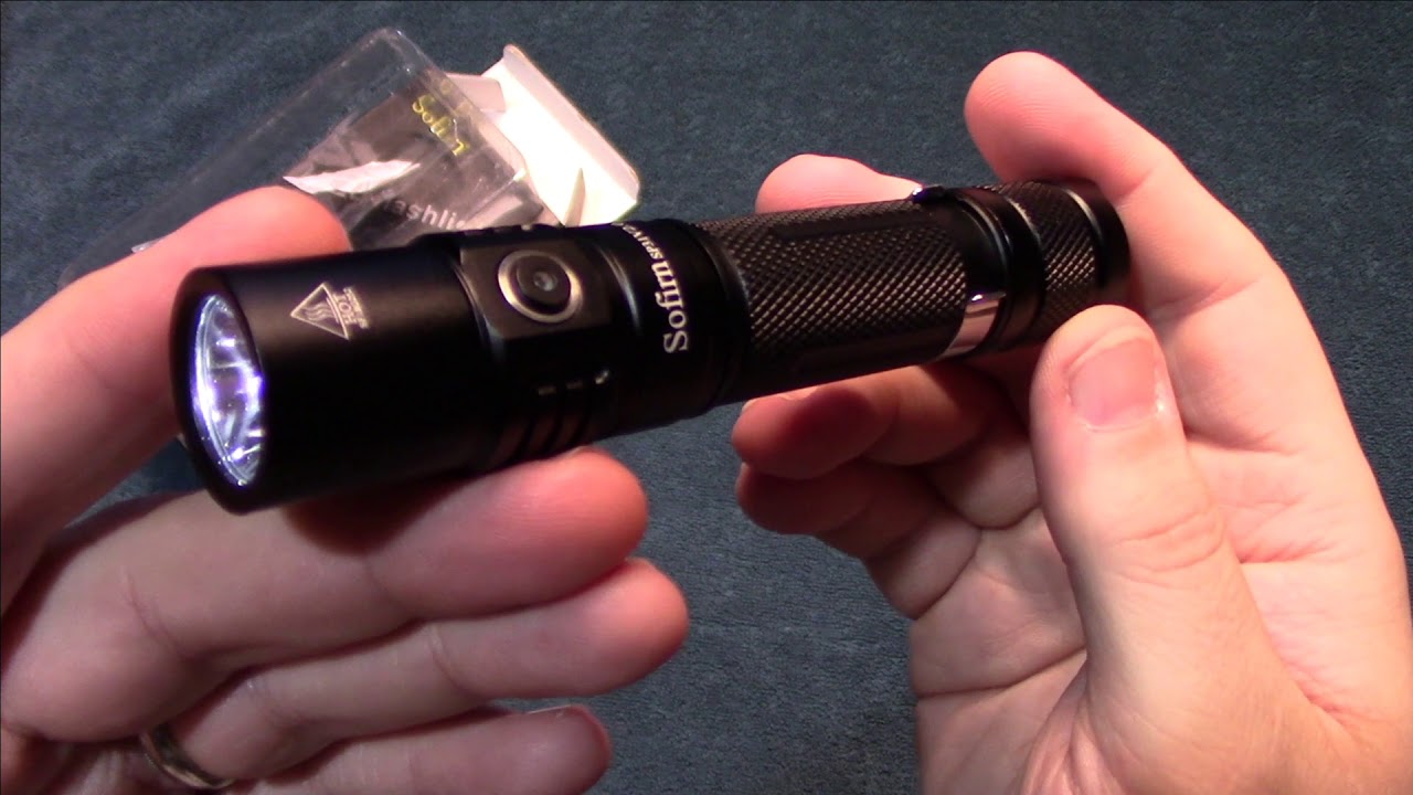 Sofirn SP31 v2.0 Flashlight Kit Review! (Happy New Year 2019!)